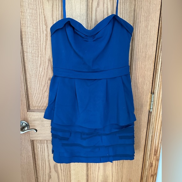 BCBG DRESS - Picture 2 of 3